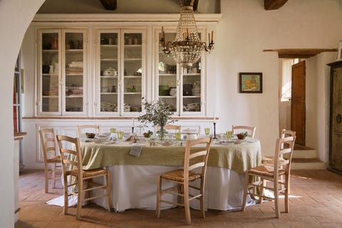 casa tradicional toscana decorada por zara home
