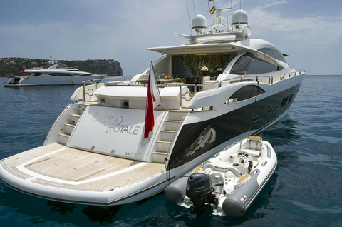 casino royale movie yacht