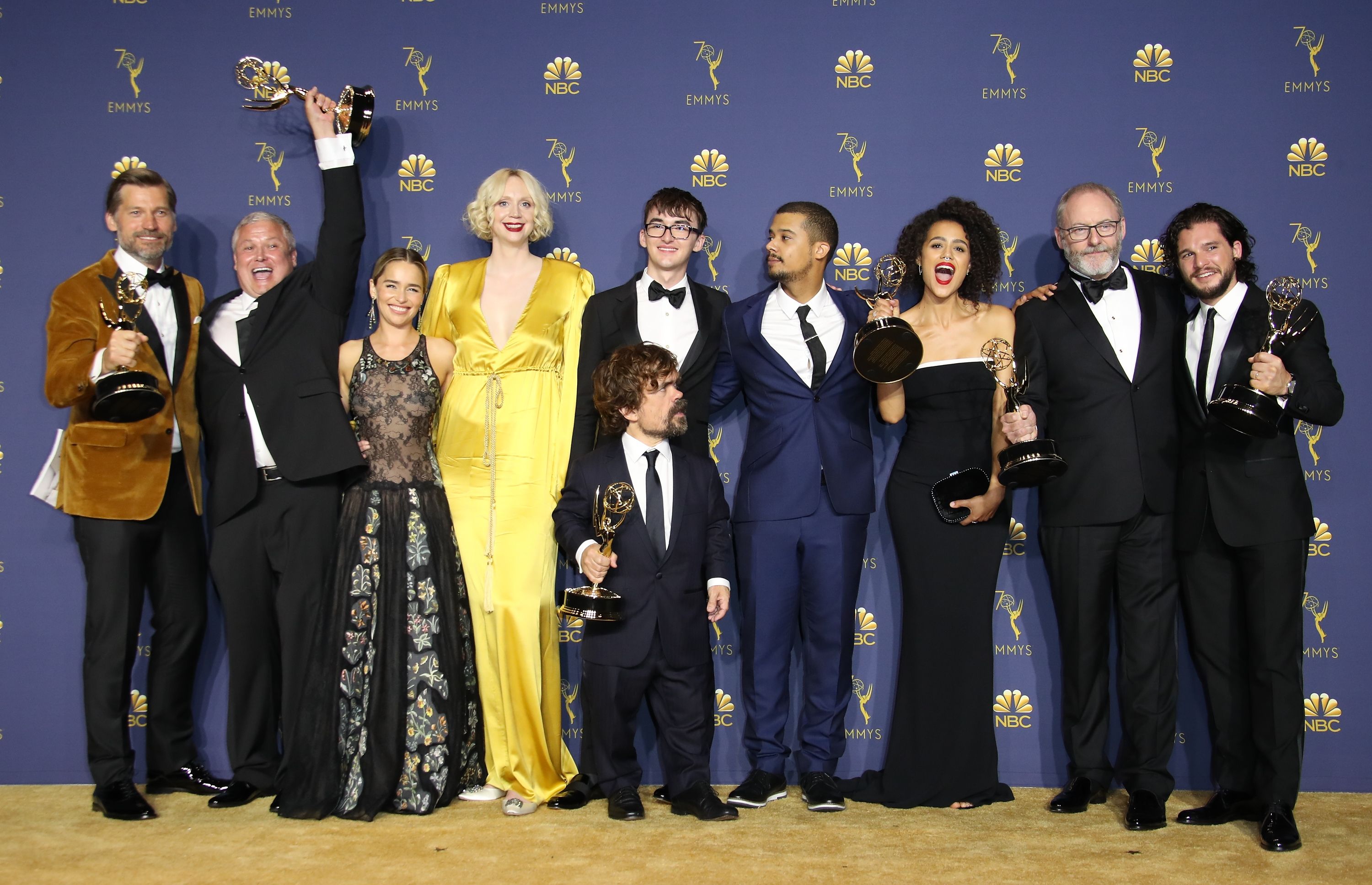 Cast And Crew Of Game Of Thrones Pose With Their News Photo 1035684038 1558042978 