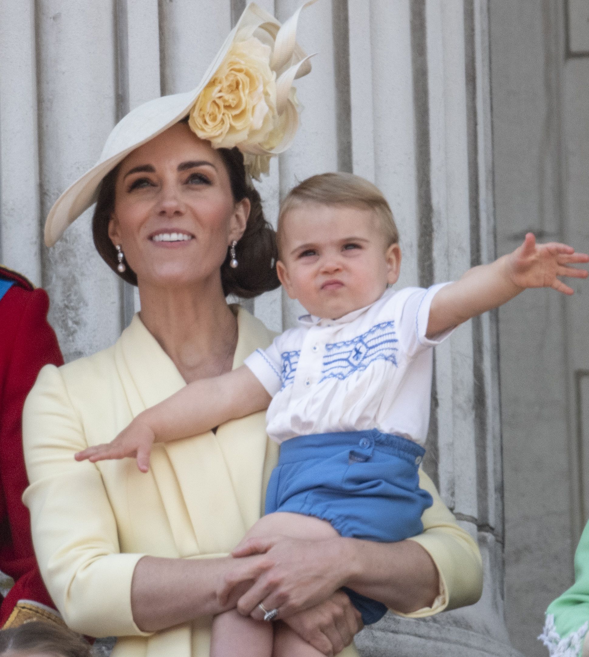 祝2歳 ルイ王子の誕生日ポートレートが発表