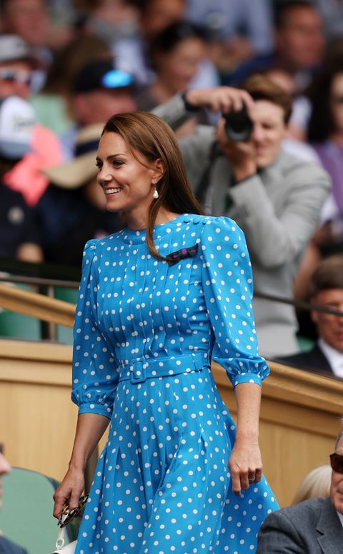 Frustratie meditatie kop Kate Middleton draagt de jurkentrend voor de zomer
