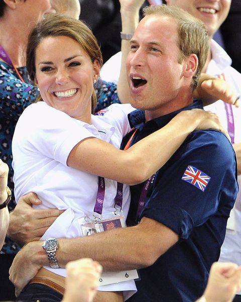 prins william en kate middleton omhelzen elkaar bij olympics