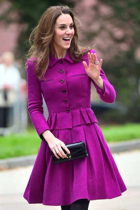 Kate Middleton Wears an Oscar de la Renta Skirt Suit for Her Visit to ...