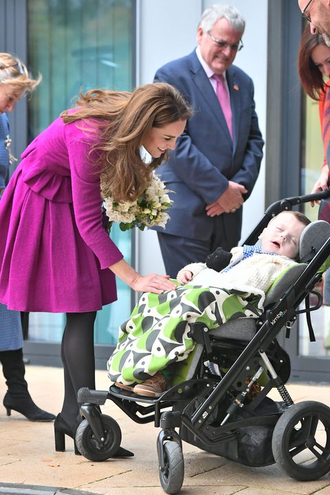Kate Middleton Wears a Pink Oscar de la Renta Suit to Hospice