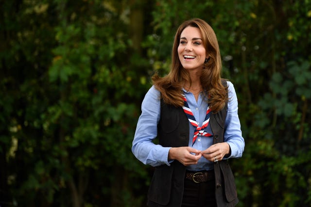 Kate Middleton Wears Skinny Jeans Platform Boots For Appearance