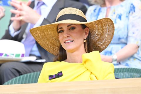 kate middleton in the straw hat she wore at wimbledon﻿