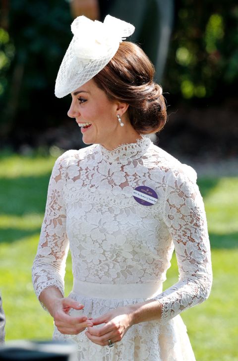 Princess Diana, Kate Middleton, Meghan Markle, and More Royals Wearing ...