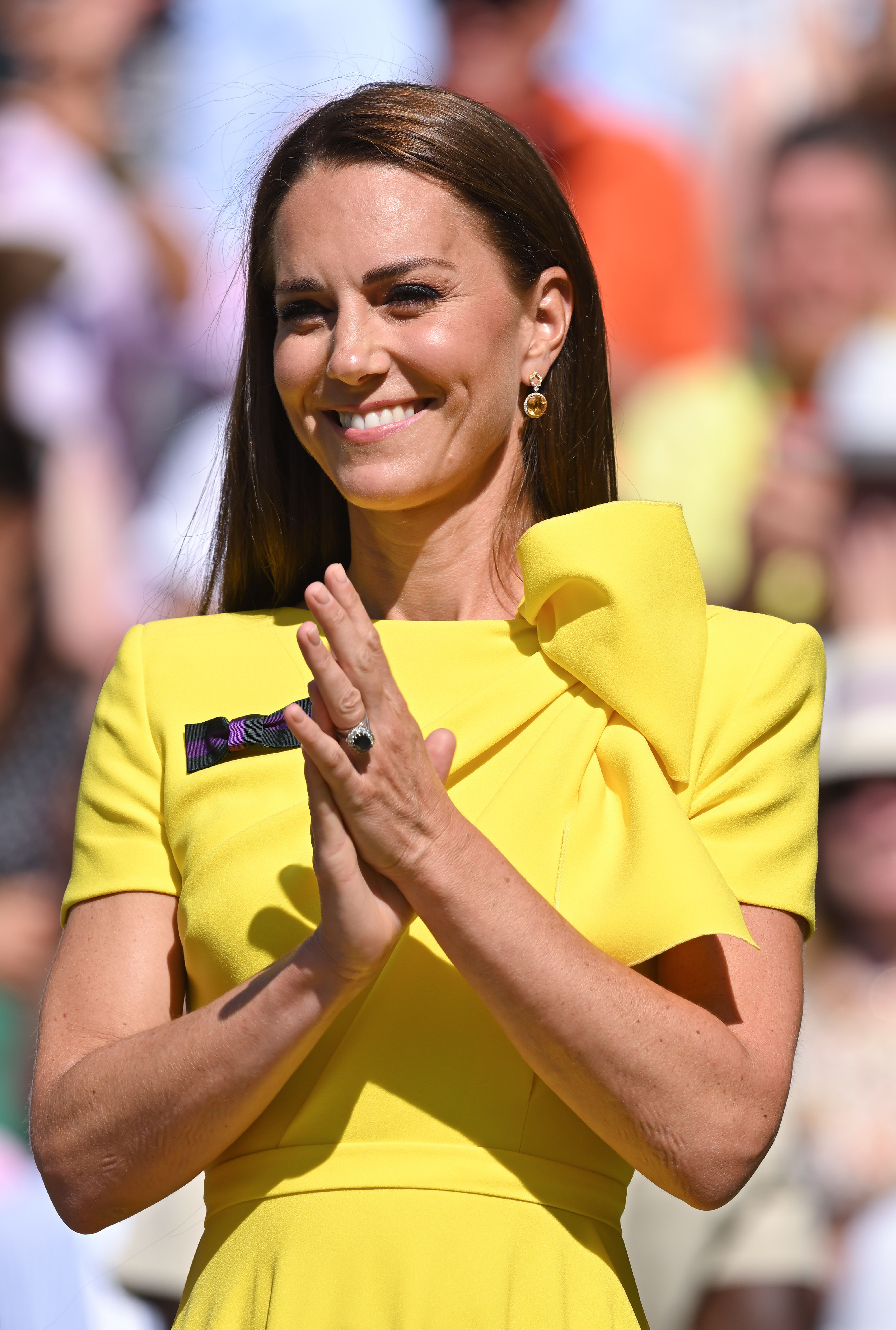 Duchess Kate Glows in Summer Yellow at the Wimbledon Women's Final ...