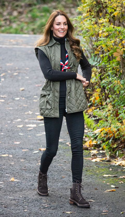 Kate Middleton steps out in Glasgow in khaki quilted gilet