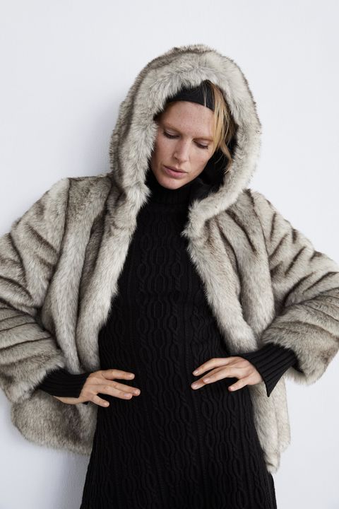 Inmuebles ignorar simbólico Novedades Zara: abrigos de pelo - Los abrigos 'efecto pelo' de Zara que no  tardarán en desaparecer