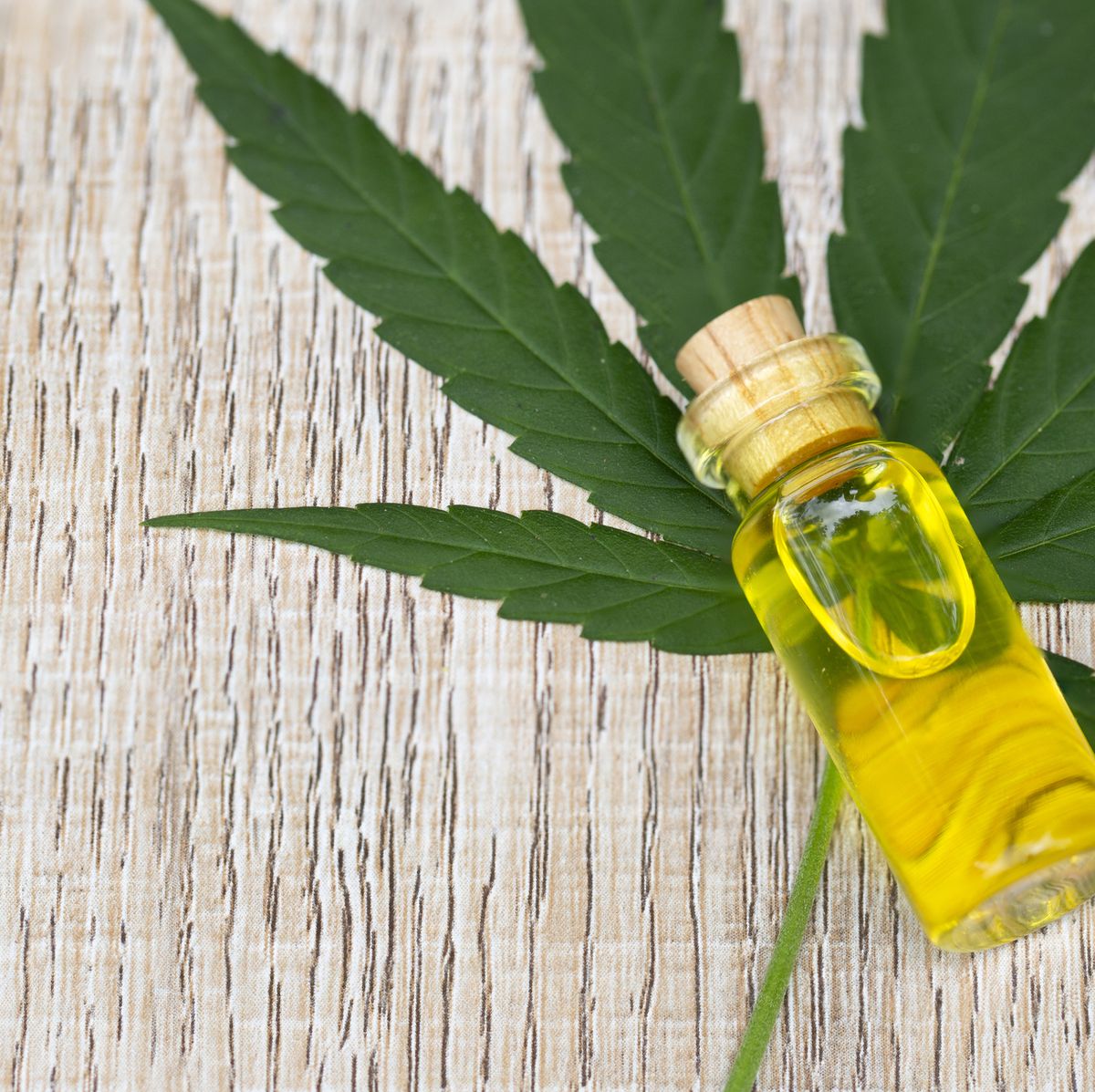 CBD oil for anxiety: research, benefits and dosage suggestions