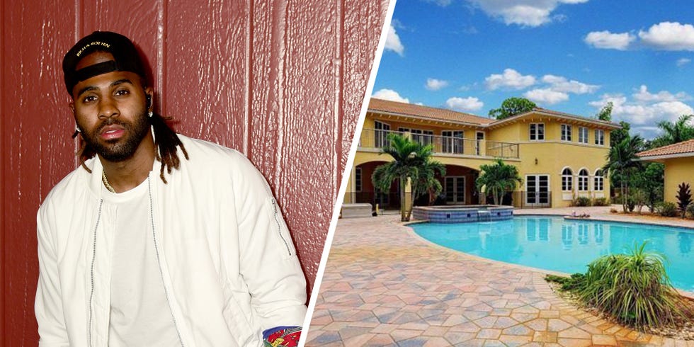 celebrities-under-30-homes-9-1502303946.jpg