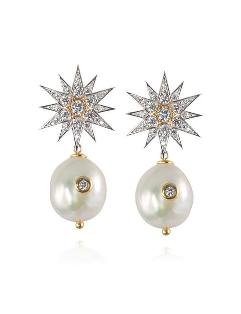 Pearl, Earrings, Jewellery, Fashion accessory, Body jewelry, Gemstone, Silver, Silver, 