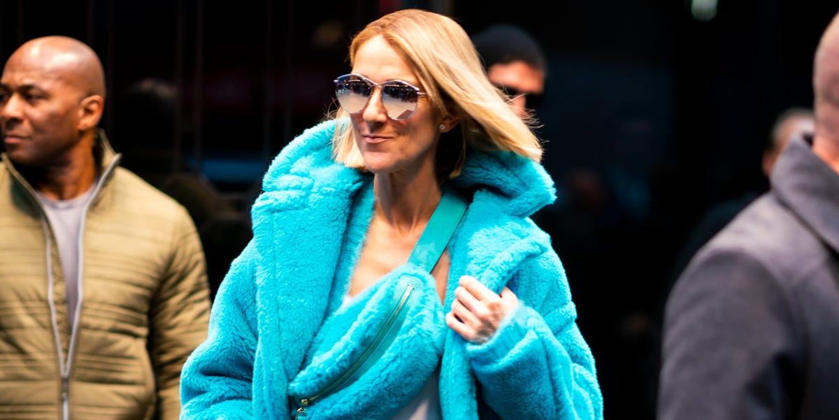 Céline Dion verschijnt van top tot teen in opvallende turquoise Max Mara-look - VOGUE Nederland