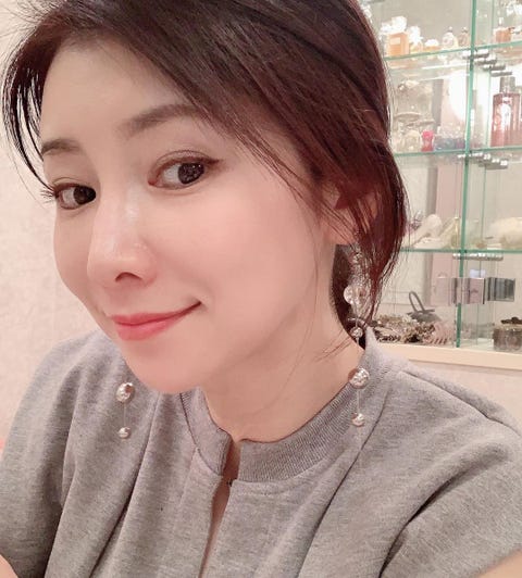 日本第一美魔女水谷雅子 52歲逆天美肌靠 30元刮痧 日本第一美魔女水谷雅子 52歲逆天美肌靠 30元刮痧