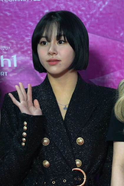 Twice トゥワイス チェヨンは夏メイクアイデアの宝庫 美容遍歴をプレイバック ビューティ Elle エル デジタル Twice トゥワイス チェヨンは夏メイクアイデアの宝庫 美容遍歴をプレイバック ビューティ Elle エル デジタル