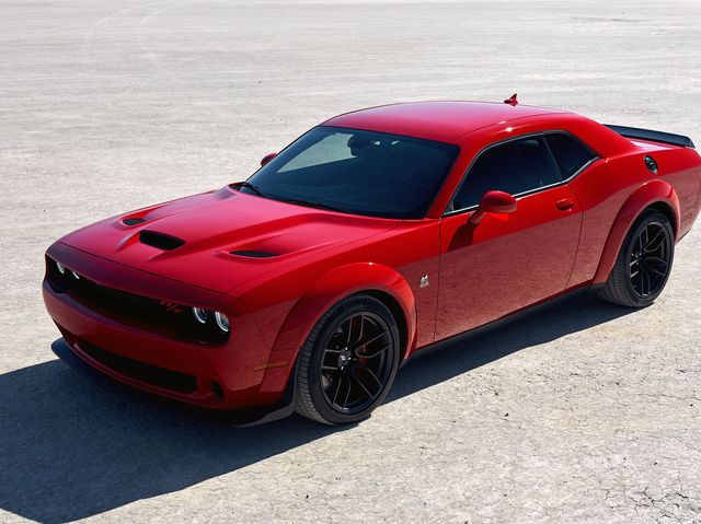 2019 Dodge Challenger Review Pricing And Specs