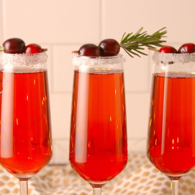 17 Best Champagne Cocktail Recipes Easy Drink Ideas With Champagne