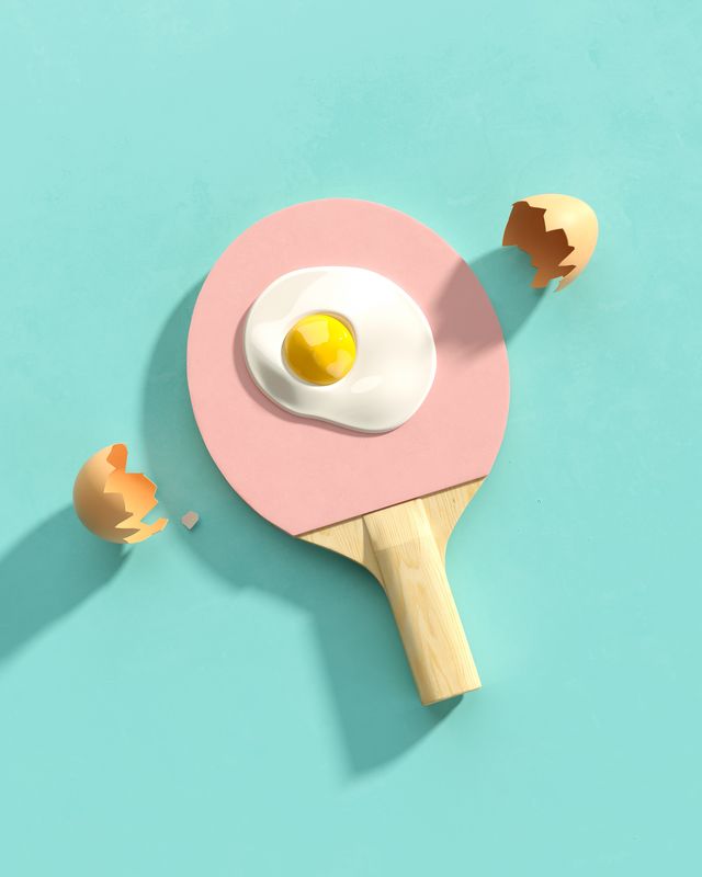huevo en pala de ping pong
