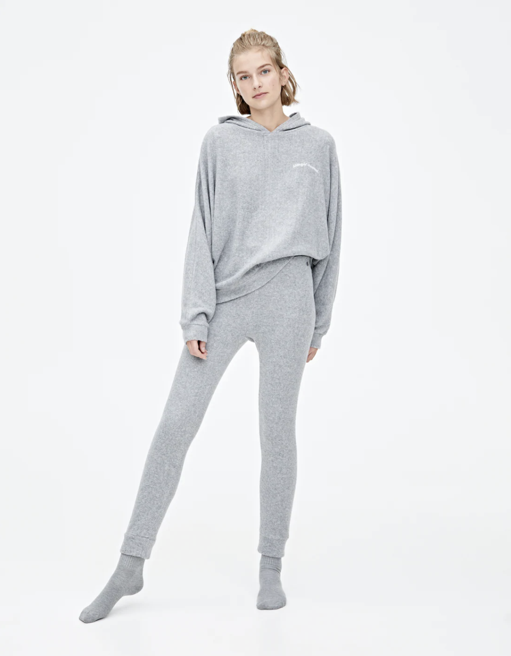 chandal mujer pull and bear