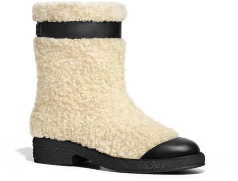 Footwear, Boot, Shoe, Fur, Beige, Snow boot, Wedge, Suede, Wool, Durango boot, 