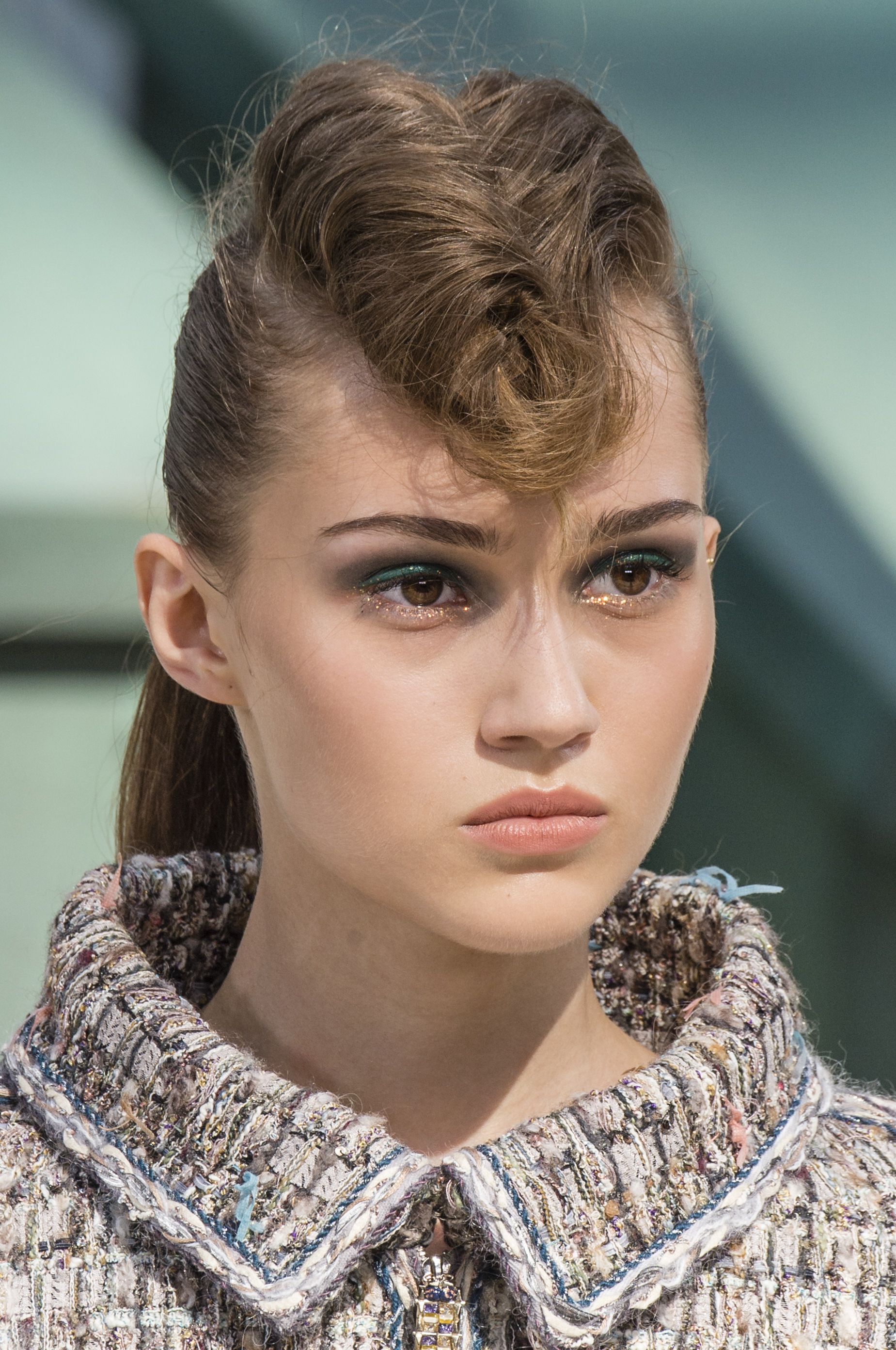 Chanel Make-Up - The Best Chanel Beauty Looks From Fashion Week