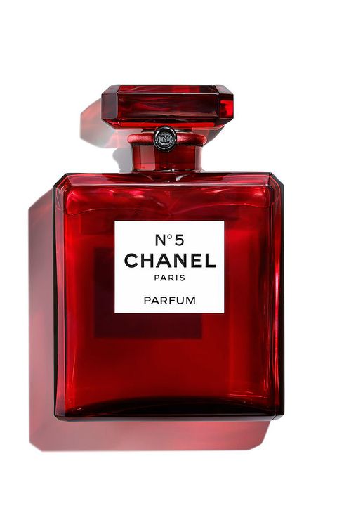 El perfume de Chanel nº5 se reinventa en rojo - Sale a la venta la ...
