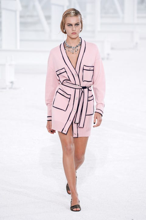 Chanel S S 21 Runway Every Look From Chanel Spring Summer 21