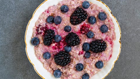 Quinoa bramen ontbijt van Charlotte Labee quinoa bramen ontbijt van charlotte labee