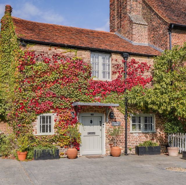 this beautiful 17th century cottage in surrey needs new owners