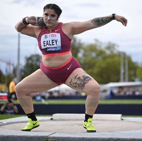 la estadounidense chase ealey, candidata a ser mejor atleta mundial femenina del año 2022, en la final de la diamond league