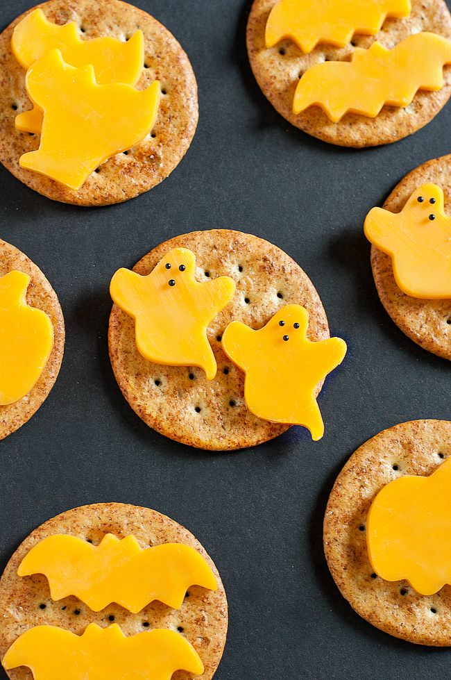 40 Easy Halloween Appetizers Best Recipe Ideas For Halloween Apps