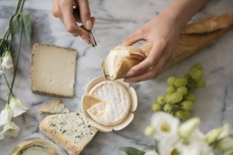 how to create the ultimate cheese board