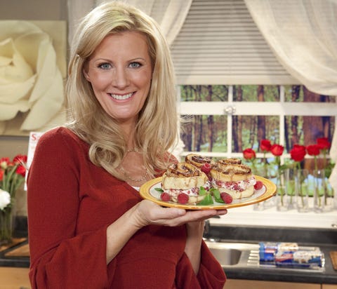 Sweet Sundays with Sandra Lee and Pillsbury