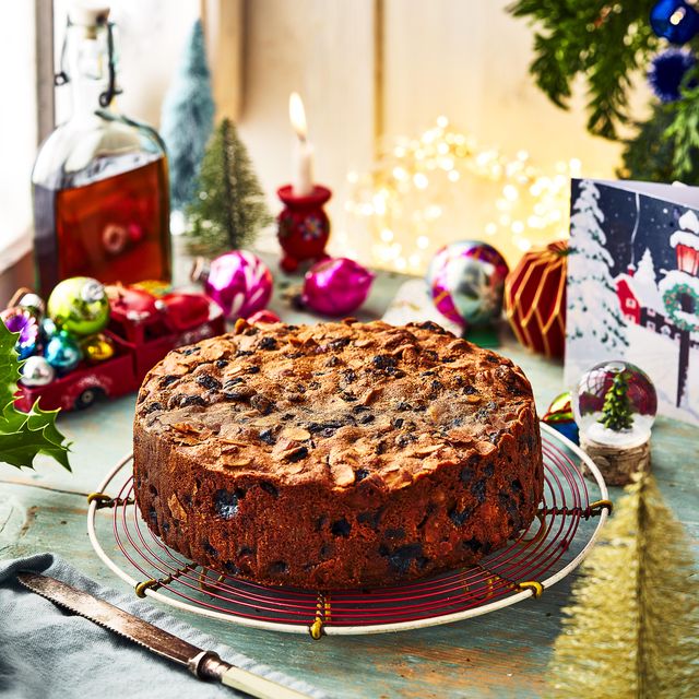 best christmas cake recipes cherry and almond christmas cake