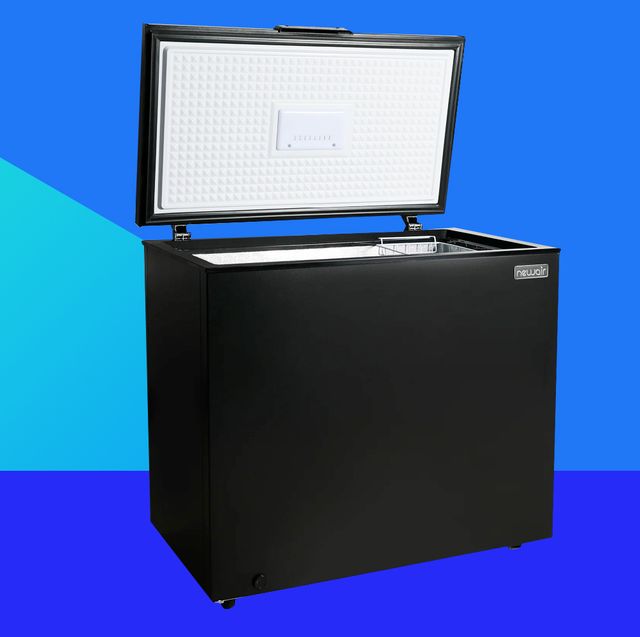 black newair chest freezer with top open