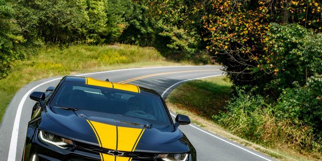 Hertz pone a la venta sus Chevrolet Camaro ZL1 y Corvette Z06 especiales