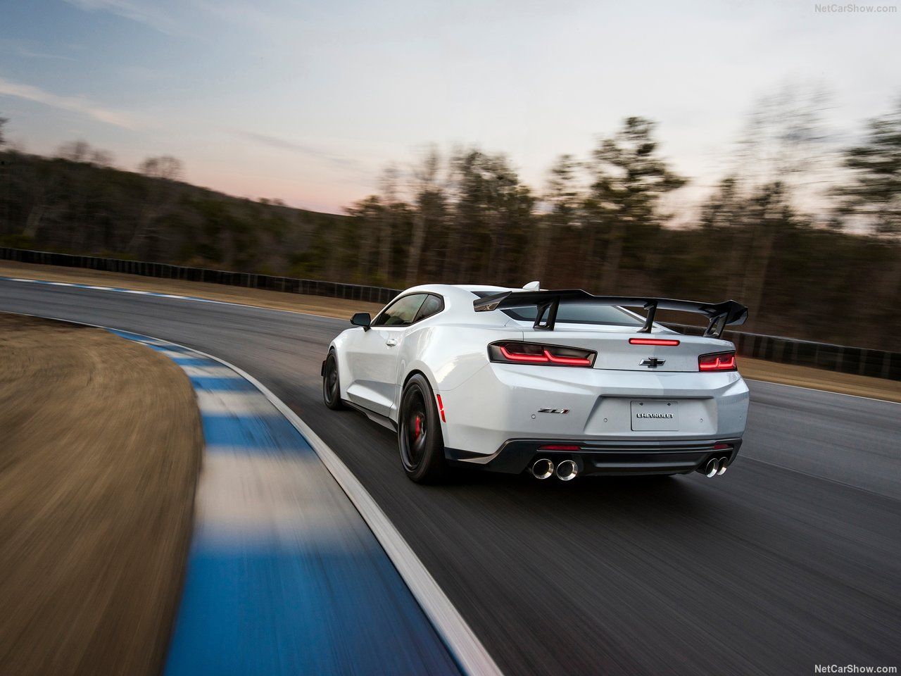 2023 Camaro Upgrades Chevy Camaro Zl1 Could Get A Bunch Of Upgrades From The Cadillac Ct5 V Blackwing