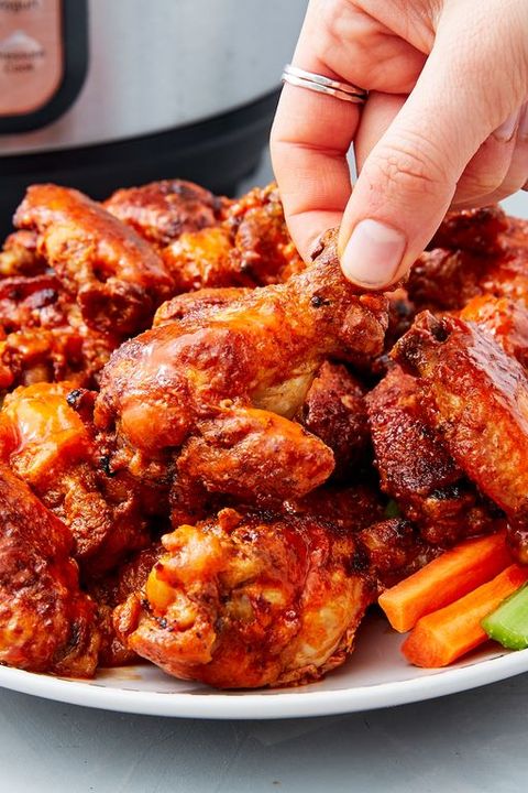 36 Easy Homemade Chicken Wing Recipes - How to Wings