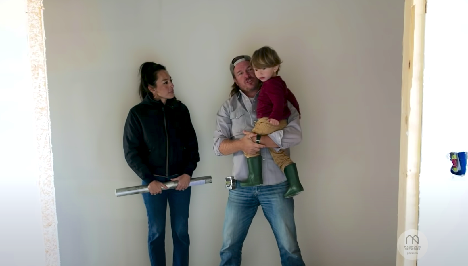 Chip Gaines Opens On Why It S So Special To Have His Son On Set