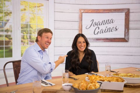 chip-joanna-gaines-coffee-shop-156260245