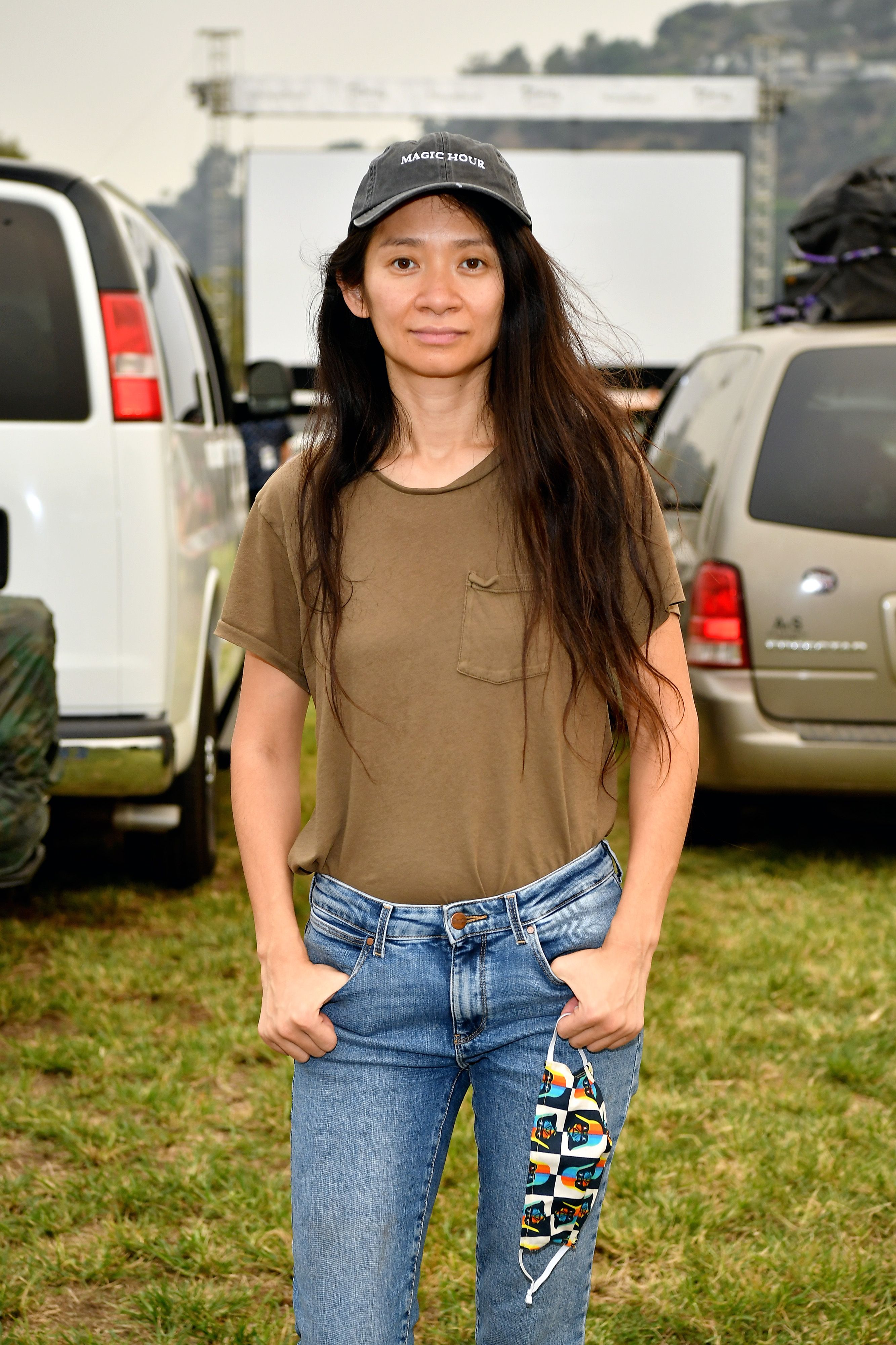 Who Is Chloe Zhao Meet The Nomadland Director