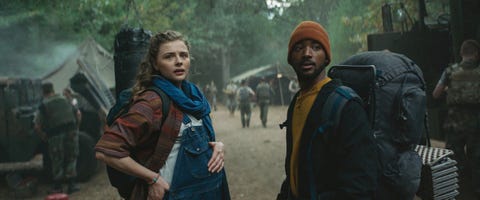 Chloe Grace Moretz, algee smith, mama android