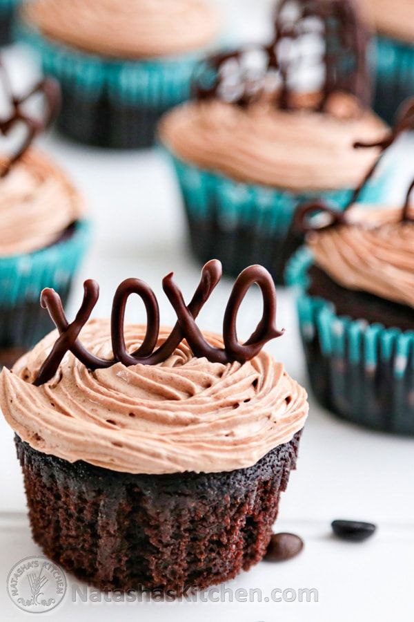 40 Cute Valentine S Day Cupcakes Easy Cupcake Recipes To