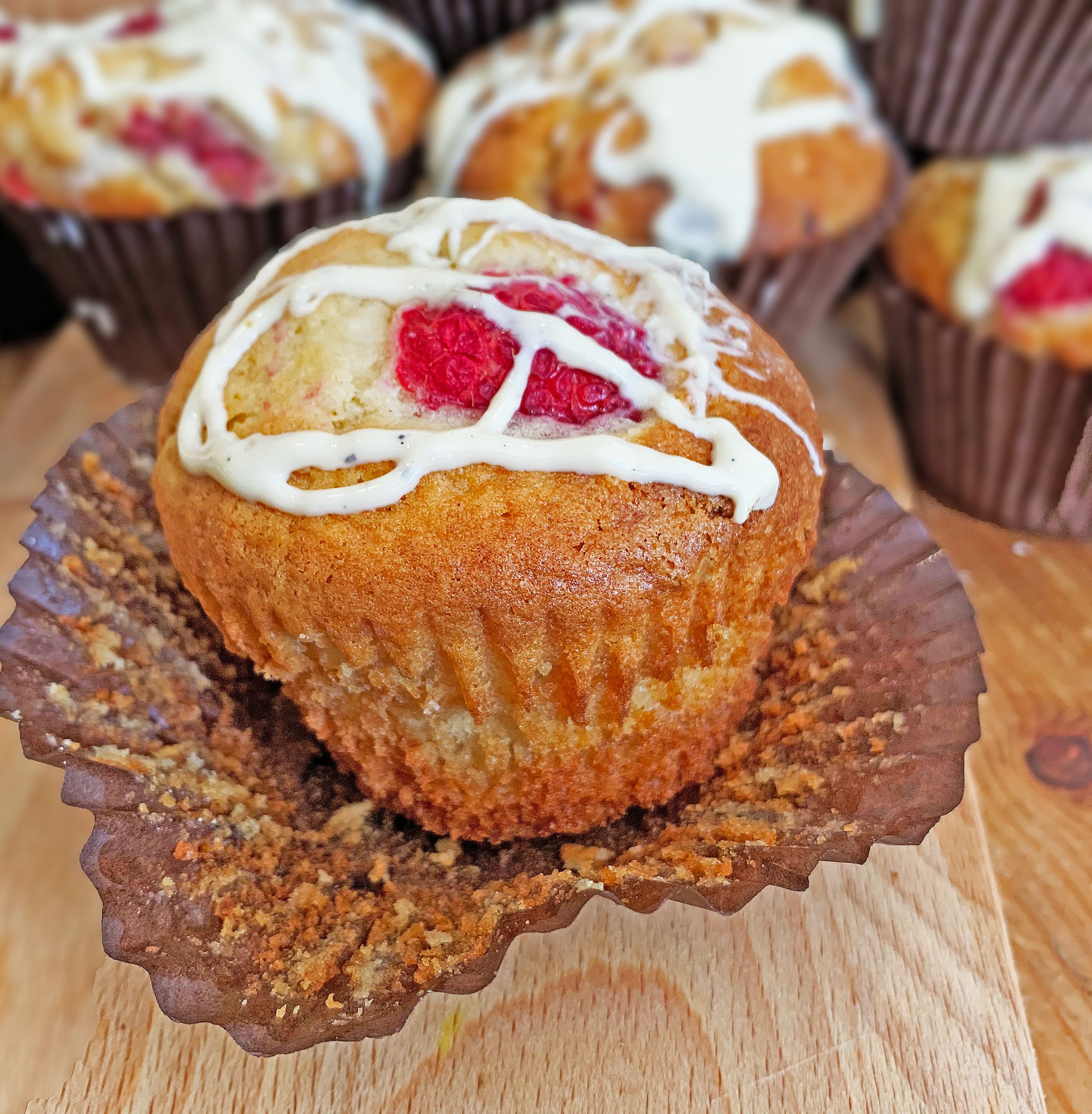 Featured image of post Steps to Prepare Raspberry And White Chocolate Muffins Uk