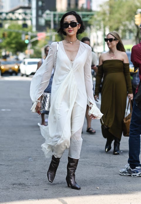 21 22年秋冬トレンド ロングブーツ が今季の本命シューズ ハーパーズ バザー Harper S Bazaar 公式 21 22年秋冬トレンド ロングブーツ が今季の本命シューズ ハーパーズ バザー Harper S Bazaar 公式