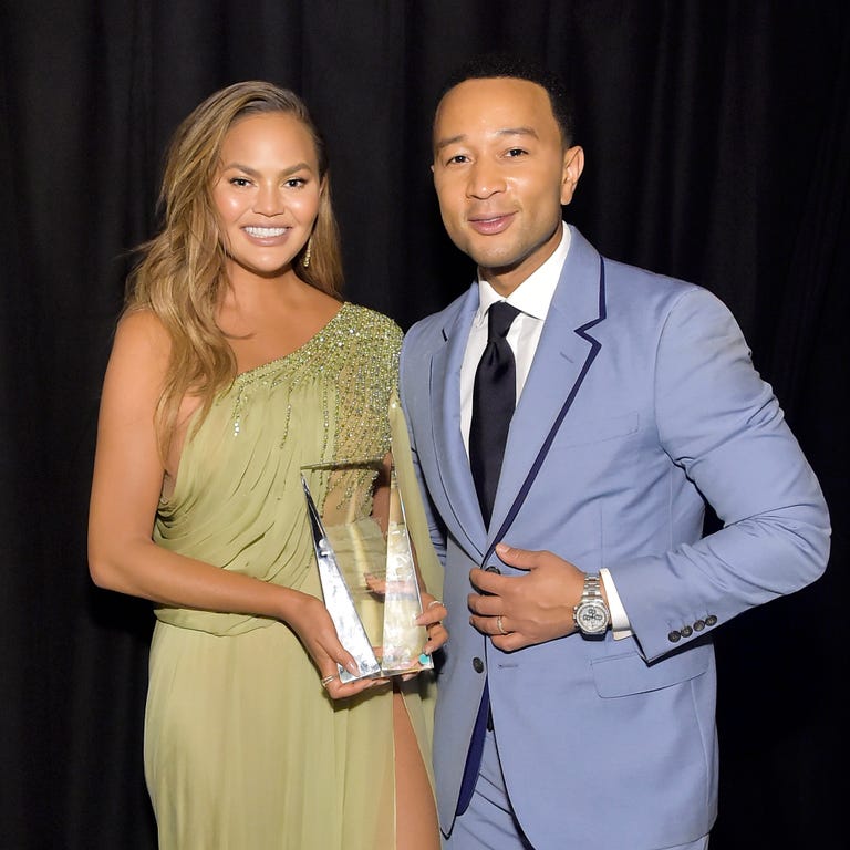 john-legend-chrissy-teigen-baby2baby