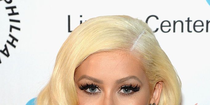 Christina Aguilera Shares Makeup Free Picture While Getting Piercing
