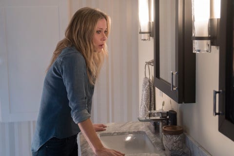 The Sad Reason Dead To Mes Christina Applegate Wanted Her Character