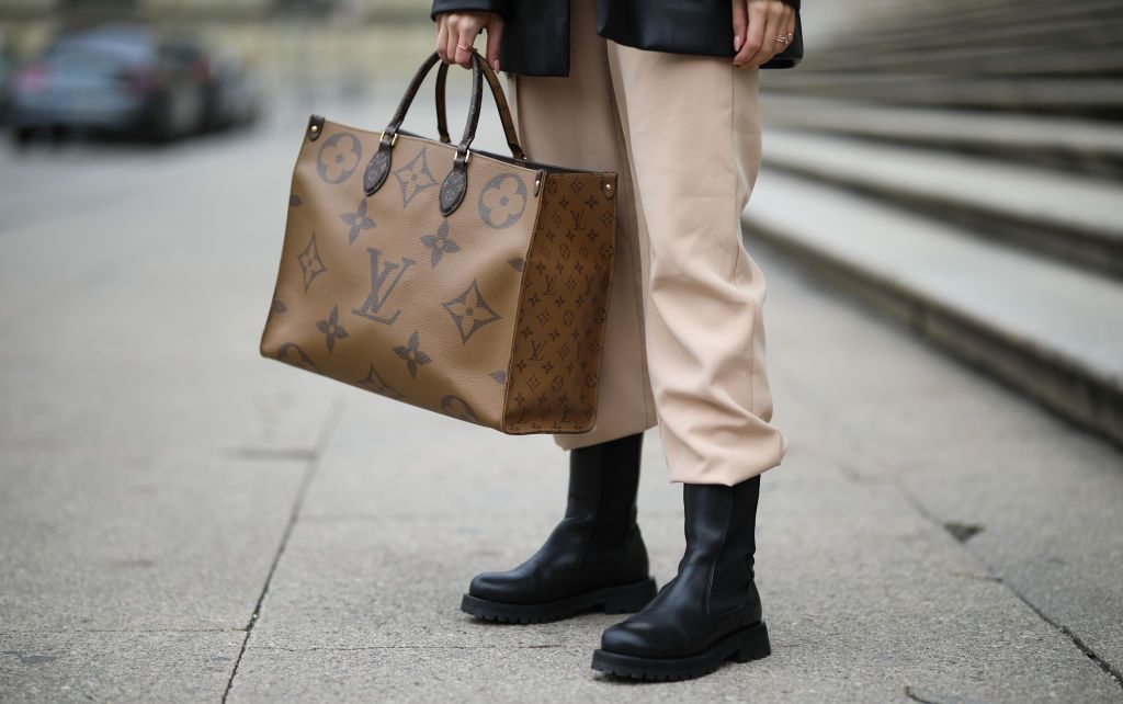 Would You Guess That A Vuitton Or Chanel Bag Has Better Resale Value